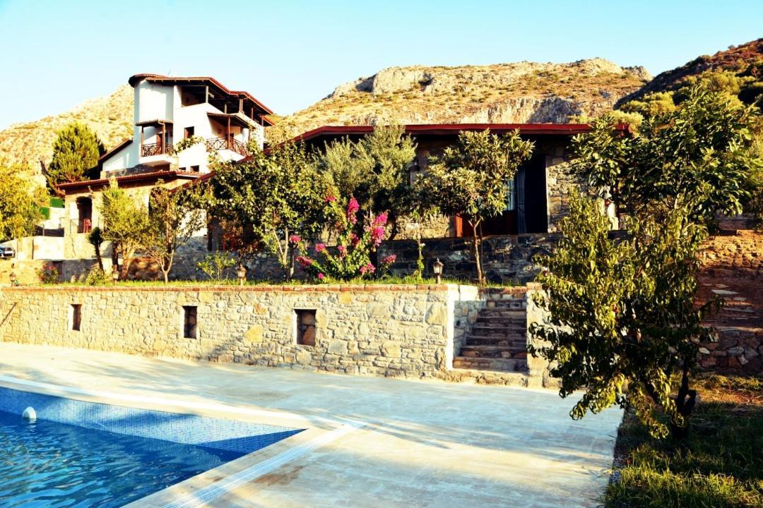 Pir Efes Konaklari İzmir Exterior foto