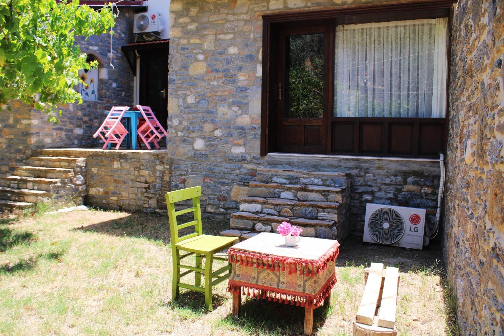 Pir Efes Konaklari İzmir Exterior foto